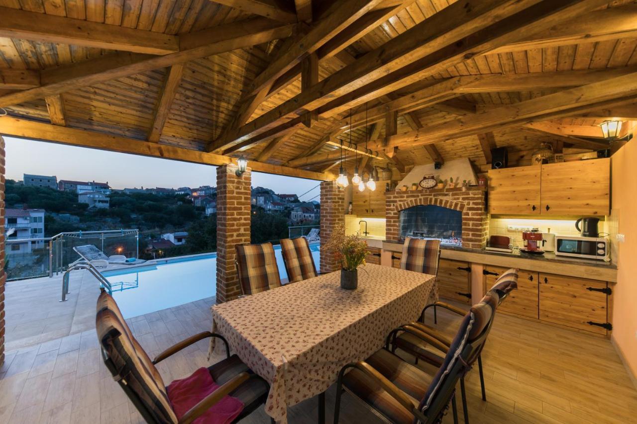 Holiday Home Lavanda Mali Iž Extérieur photo